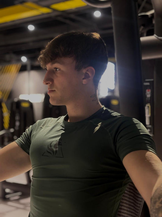 Rise compression shirt military green